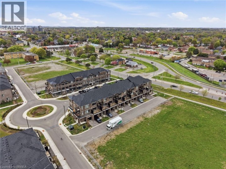 Photo 31 at 107 - 585 E Colborne Street, Victoria / Arthur, Brantford