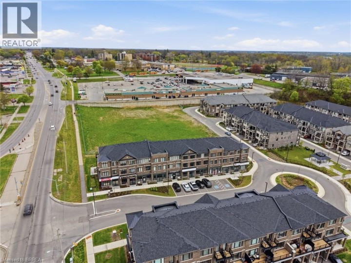 Photo 32 at 107 - 585 E Colborne Street, Victoria / Arthur, Brantford