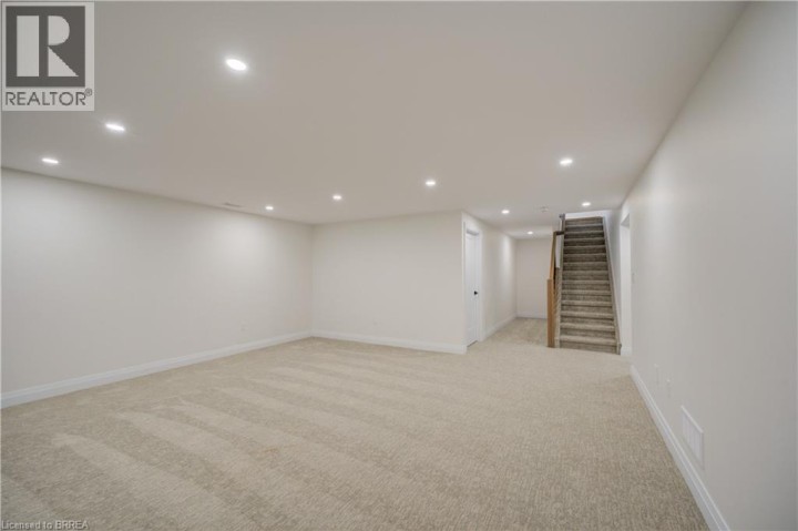 Photo 28 at 10 - 152 Dufferin Avenue, Holmedale, Brantford