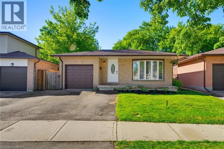 Photo 1 at 179 Banbury Road, Brantwood Park, Brantford