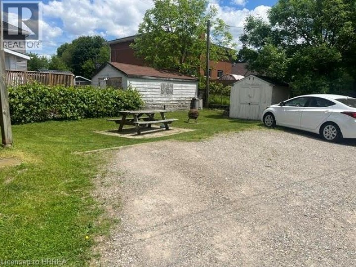 Photo 4 at 83 Stanley Street, Echo Place, Brantford