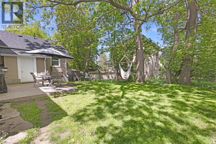 Photo 5 at 42 Beale Street, Woodstock - North, Woodstock