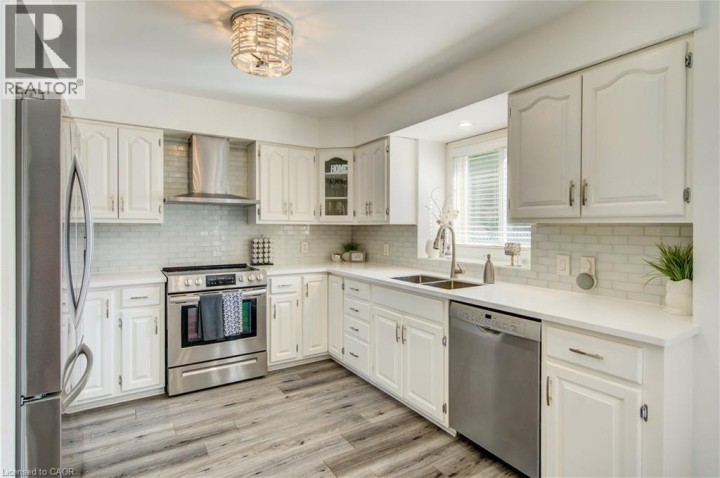 Photo 13 at 102 Allen Street, Tillsonburg