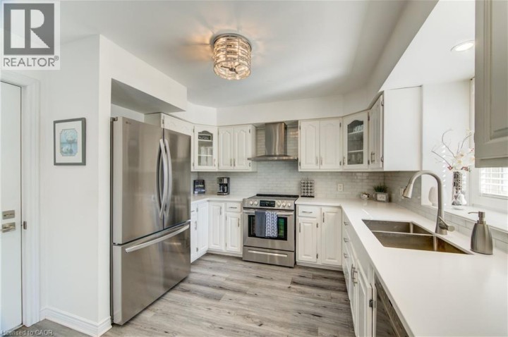 Photo 15 at 102 Allen Street, Tillsonburg