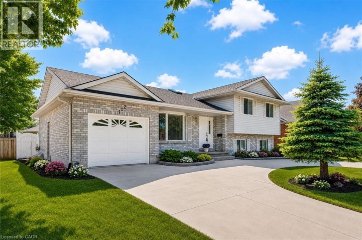 Photo 2 at 102 Allen Street, Tillsonburg