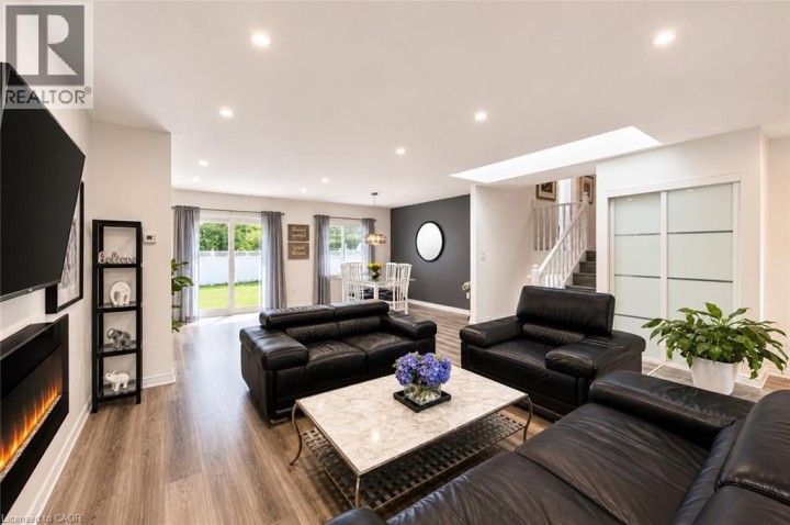 Photo 8 at 102 Allen Street, Tillsonburg