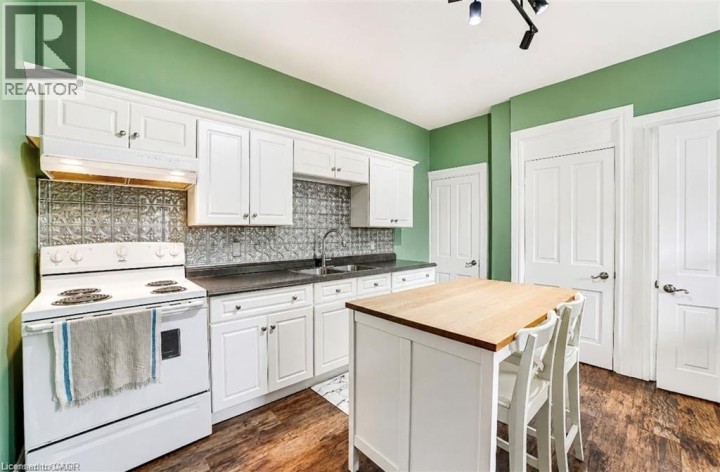 Photo 11 at 231 Dalhousie Street, East Ward, Brantford