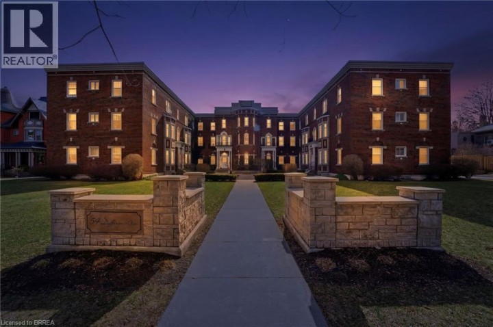 Photo 1 at 1 - 54 Dufferin Avenue, Lansdowne, Brantford