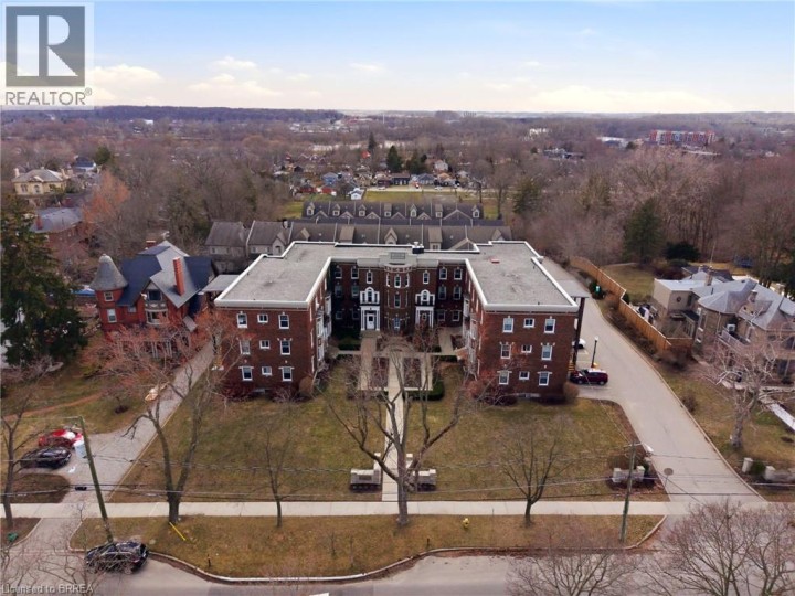 Photo 16 at 1 - 54 Dufferin Avenue, Lansdowne, Brantford