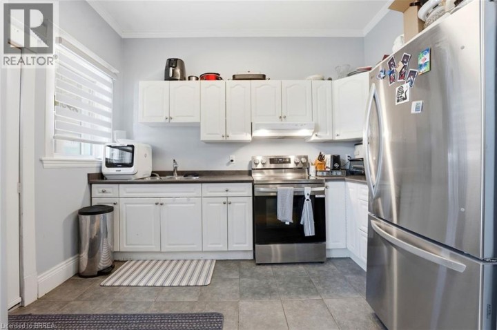 Photo 7 at 1 - 54 Dufferin Avenue, Lansdowne, Brantford