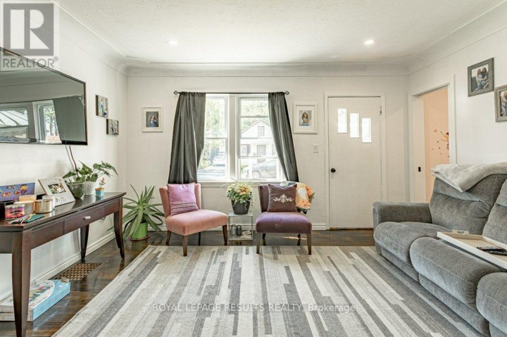 Photo 3 at 14 Rodgers Street, Tillsonburg