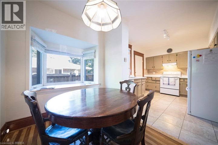 Photo 14 at 8 Abigail Avenue, Abigail / Lyons, Brantford