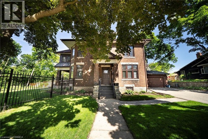 Photo 3 at 8 Abigail Avenue, Abigail / Lyons, Brantford