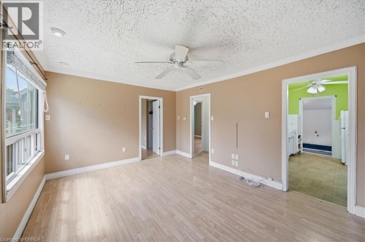 Photo 5 at 121 Wilkes Street, Holmedale, Brantford