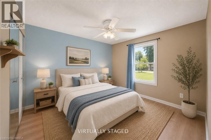 Photo 19 at 121 Wilkes Street, Holmedale, Brantford