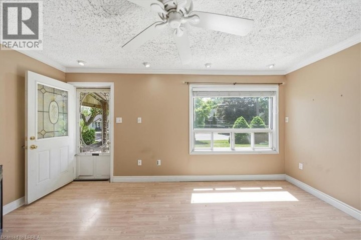 Photo 6 at 121 Wilkes Street, Holmedale, Brantford