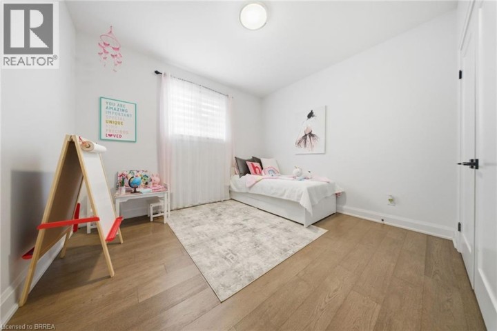 Photo 17 at 422 Mount Pleasant Road, Tutela Heights, Brantford