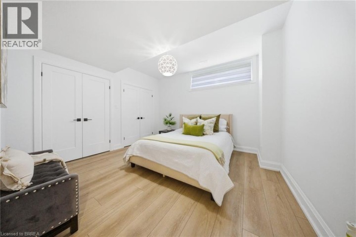 Photo 24 at 422 Mount Pleasant Road, Tutela Heights, Brantford