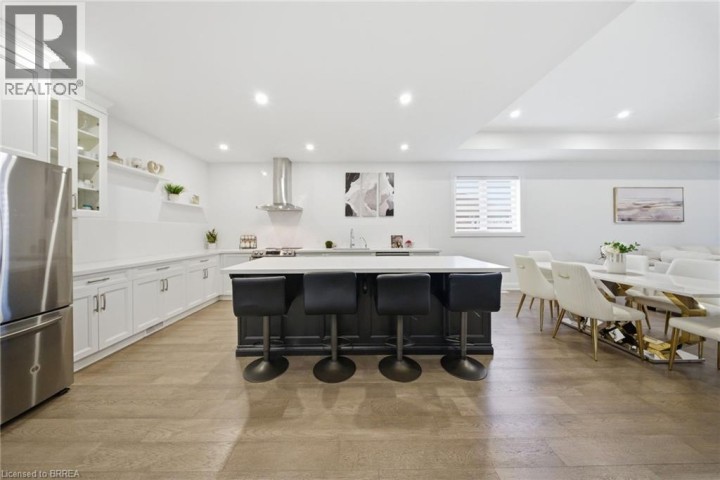 Photo 5 at 422 Mount Pleasant Road, Tutela Heights, Brantford