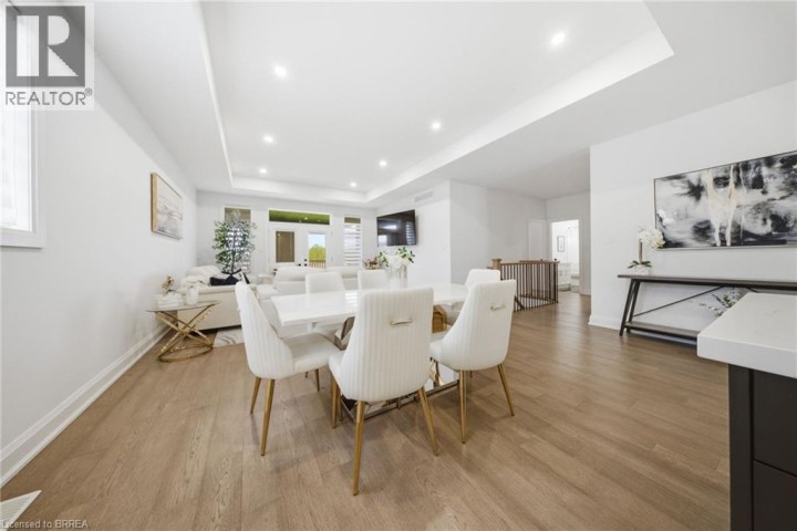 Photo 9 at 422 Mount Pleasant Road, Tutela Heights, Brantford