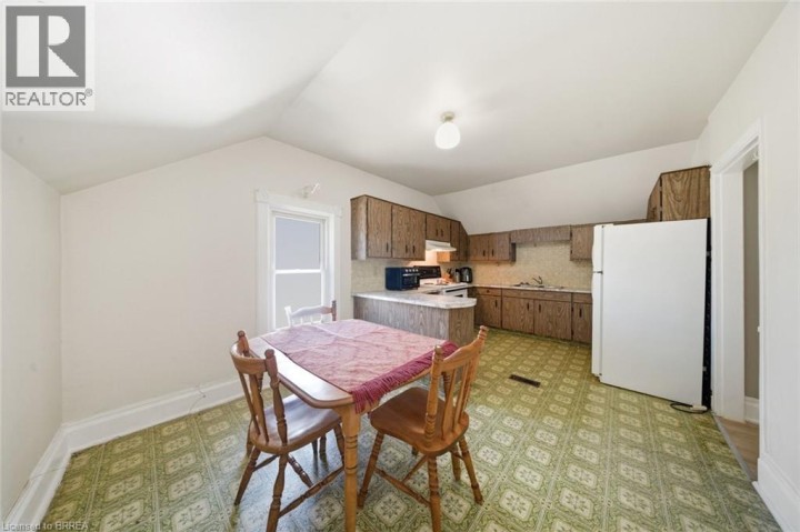 Photo 14 at 76 Brock Street, East Ward, Brantford