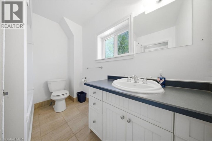 Photo 17 at 76 Brock Street, East Ward, Brantford