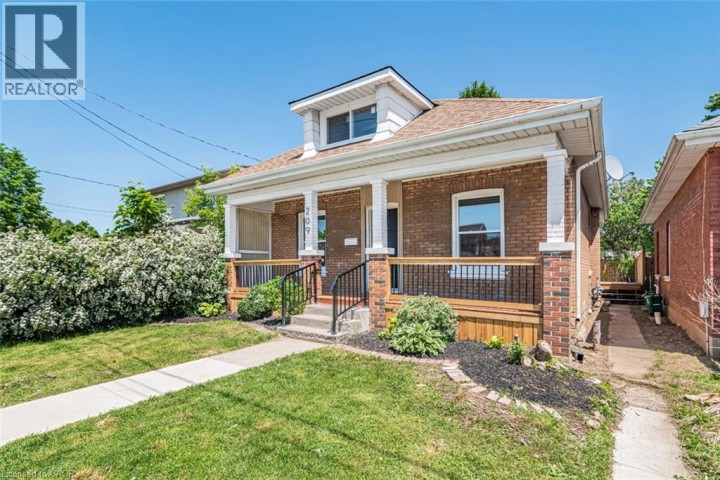 Photo 4 at 209 Drummond Street, East Ward, Brantford