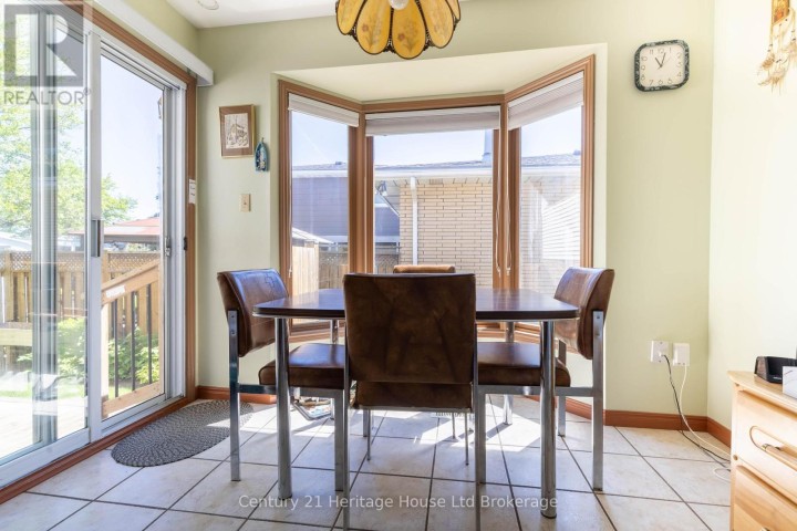Photo 12 at 12 Spartan Drive, Brantford