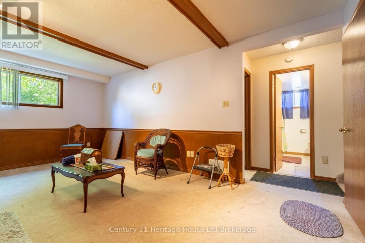 Photo 28 at 12 Spartan Drive, Brantford