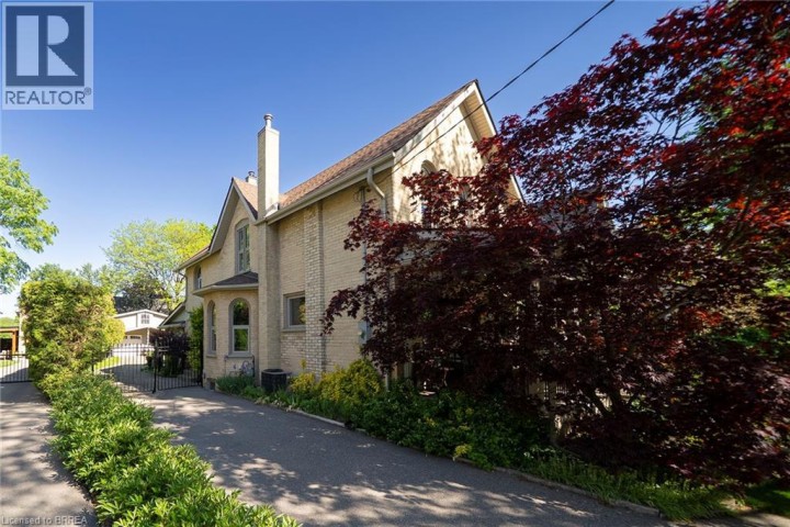 Photo 35 at 11 Chestnut Avenue, Lansdowne, Brantford