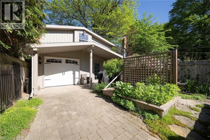 Photo 36 at 11 Chestnut Avenue, Lansdowne, Brantford