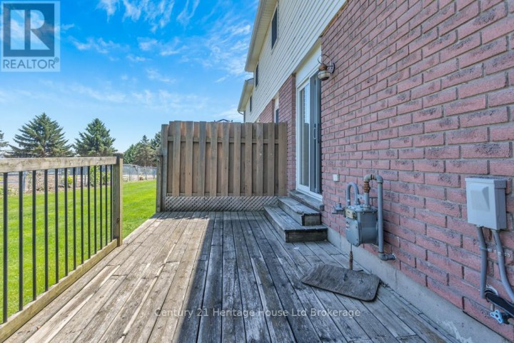 Photo 12 at 15 - 380 Quarterline Road, Tillsonburg