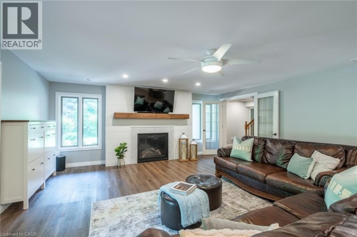 Photo 34 at 18 Westie Road, Se Rural, Brantford