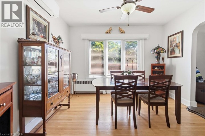 Photo 16 at 134 Queensway Drive, Queensway / Grove, Brantford