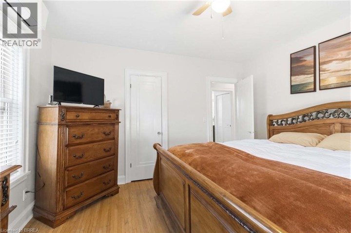 Photo 35 at 134 Queensway Drive, Queensway / Grove, Brantford
