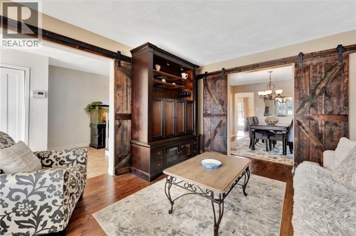 Photo 7 at 52 Beckett Drive, Beckett, Brantford