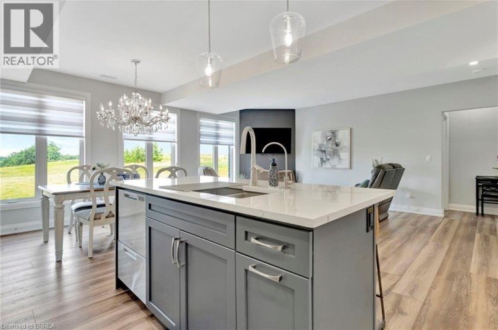Photo 35 at 14 Hudson Drive, Oakhill Dr, Brantford