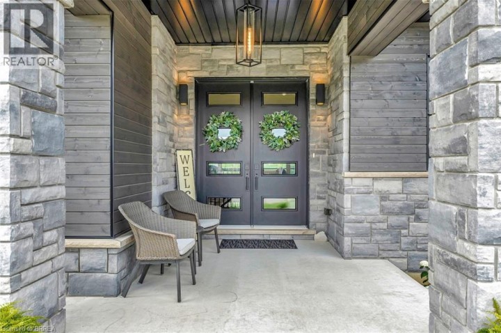 Photo 4 at 14 Hudson Drive, Oakhill Dr, Brantford