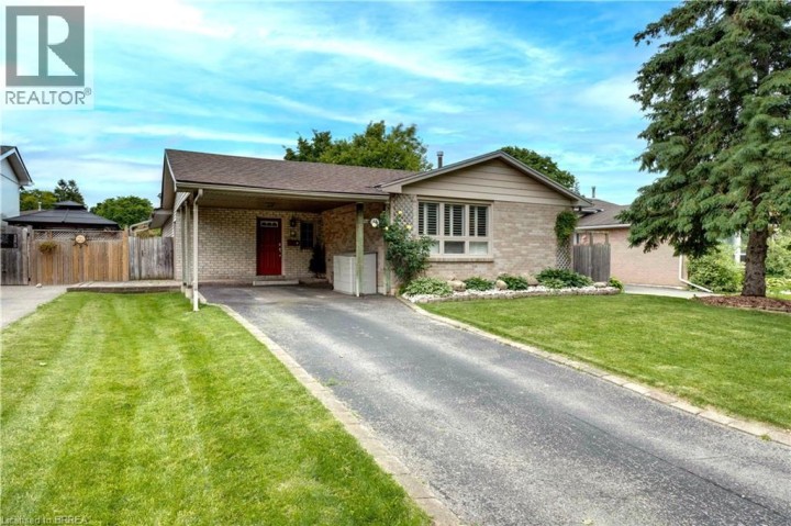 Photo 2 at 60 Woodlawn Avenue, Woodlawn, Brantford
