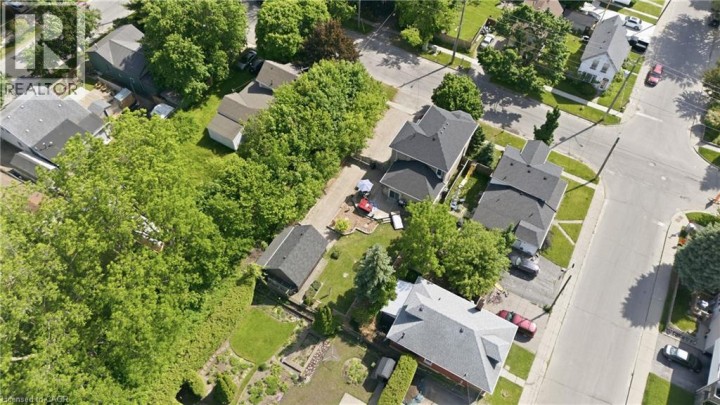 Photo 24 at 86 Oak Street, Old West Brant, Brantford