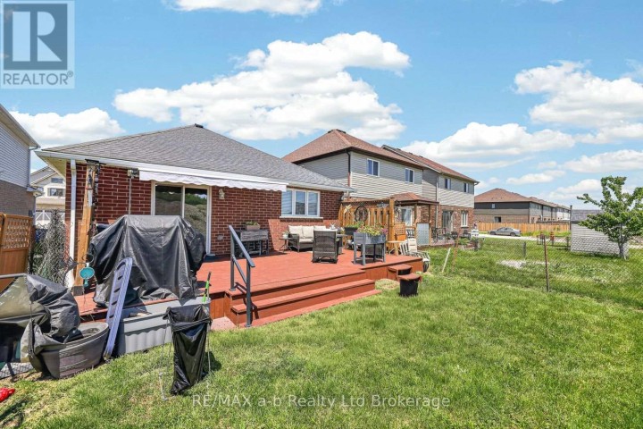 Photo 11 at 1380 Caen Avenue, Woodstock - North, Woodstock