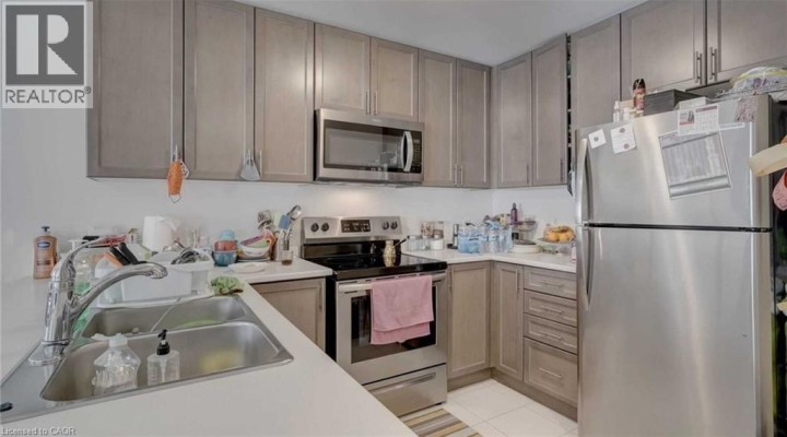 Photo 13 at 132 - 77 Diana Avenue, Old West Brant, Brantford