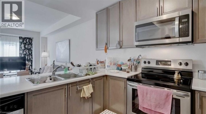 Photo 14 at 132 - 77 Diana Avenue, Old West Brant, Brantford