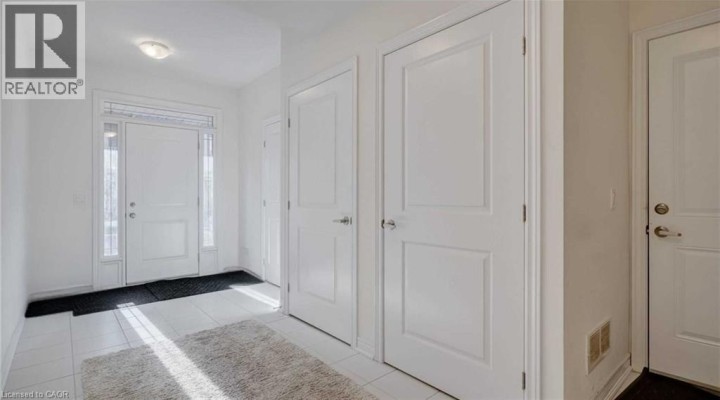Photo 7 at 132 - 77 Diana Avenue, Old West Brant, Brantford