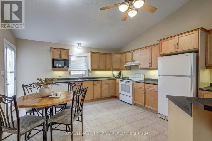 Photo 6 at 19 Oriole Lane, St. Thomas