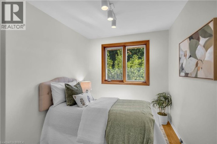 Photo 19 at 6 Mitchell Court, Echo Place, Brantford