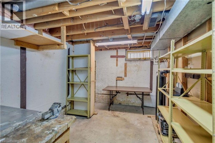Photo 34 at 6 Mitchell Court, Echo Place, Brantford