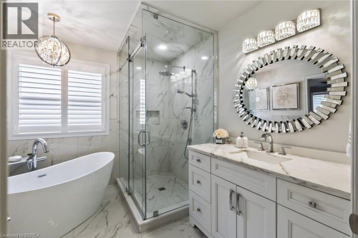 Photo 34 at 62 Varley Crescent, Mayfair, Brantford