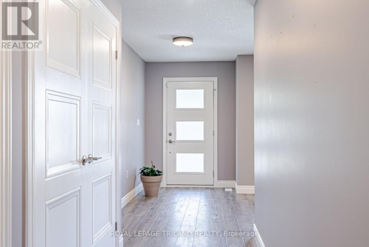Photo 14 at 154928 15th Line, Ingersoll (Thamesford), Ingersoll