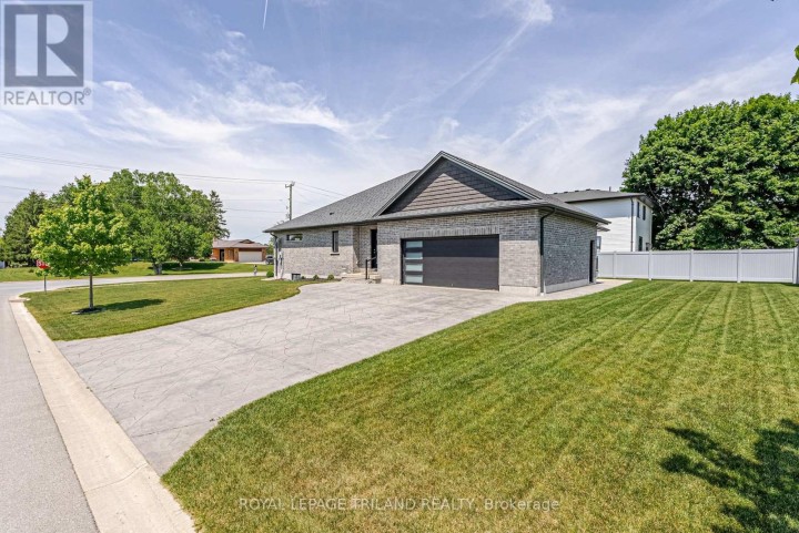 Photo 2 at 154928 15th Line, Ingersoll (Thamesford), Ingersoll
